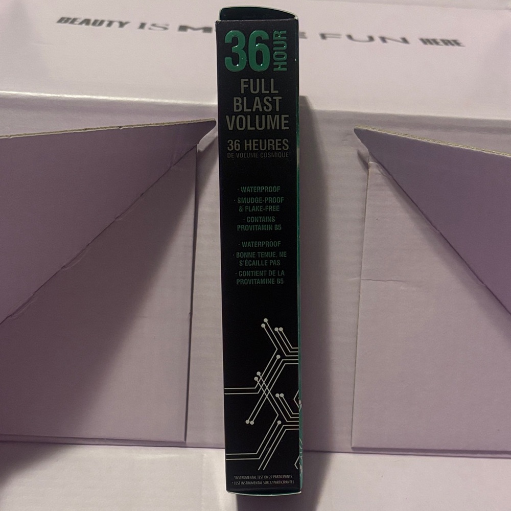 benefit 36 Hour Full Blast Volume Mascara